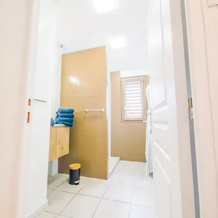 Au Mont Faust Apartment Saint-James